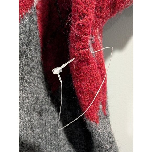 NWT Torrid Women's Gray Red Pullover Argyle Colorblock Sweater Super Soft Sz 2X - Picture 13 of 16